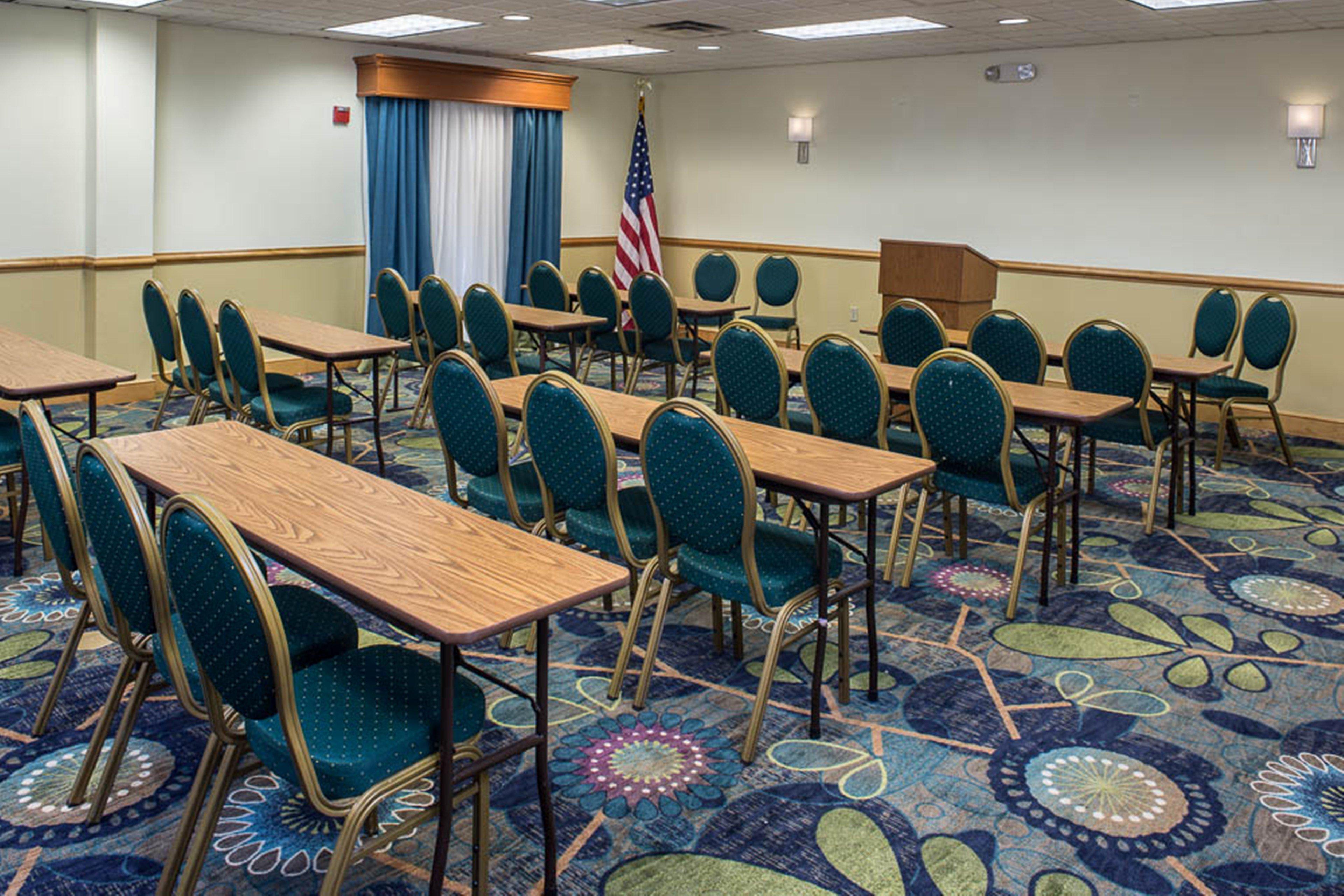 Holiday Inn Express - Clermont By Ihg Extérieur photo